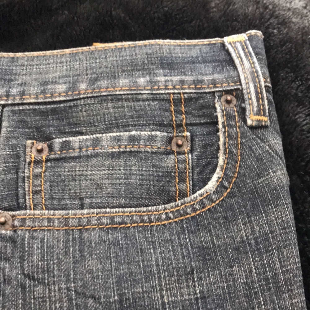 Levi’s - Picture 4 of 5